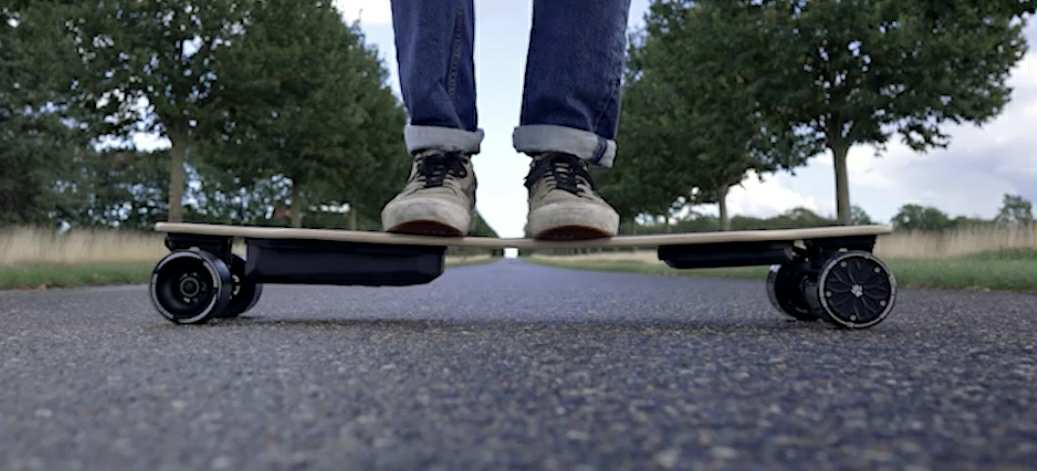 Lycaon GR Electric Skateboard W/Remote & Charger