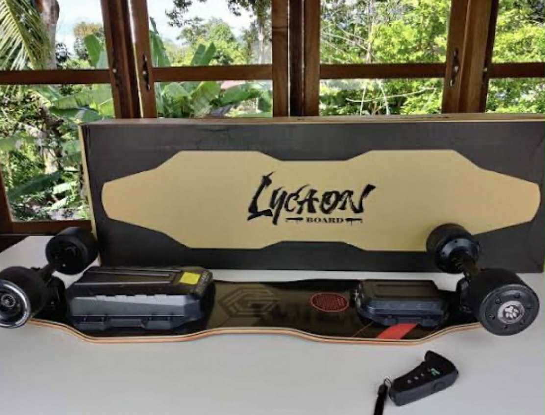 Lycaon GR Electric Skateboard W/Remote & Charger