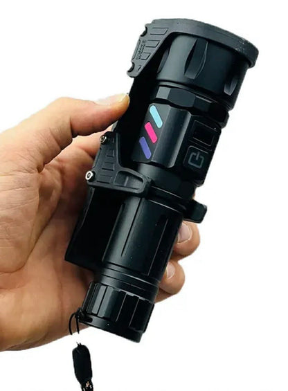 Magnetic Zoom Flashlight W/Tactical Bracket Clip | W5239