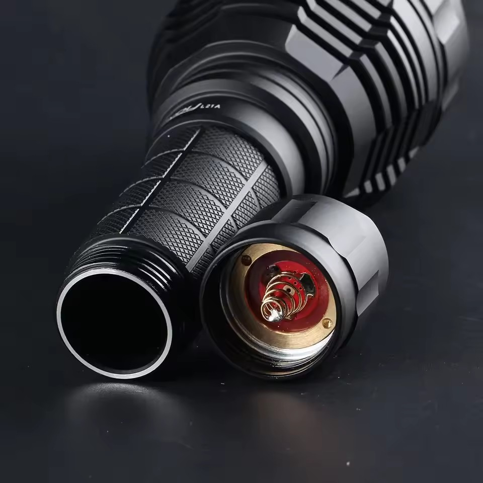 CONVOY L21A LED Flashlight Torch 2300lm